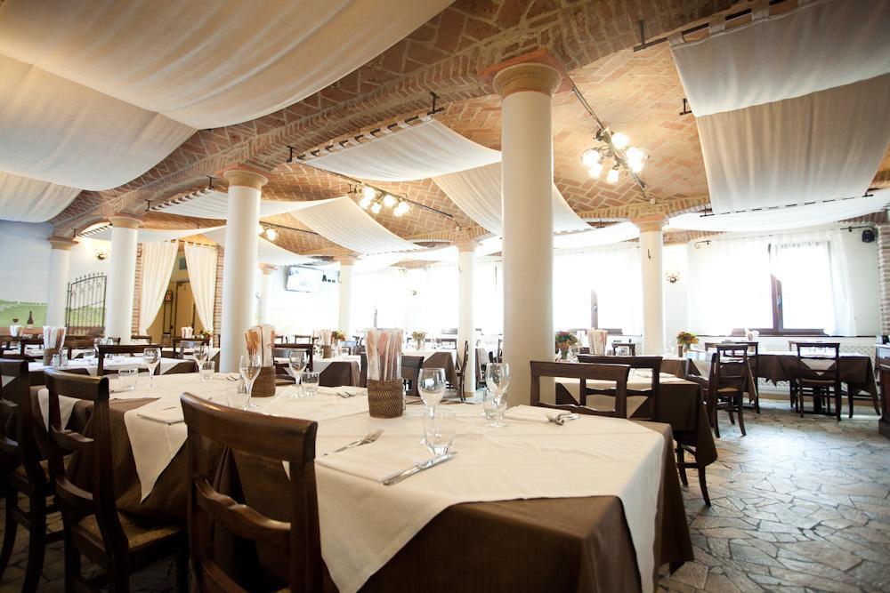 Hotel Del Rio Srl - Ristorante E Azienda Agricola Casinalbo Exterior foto