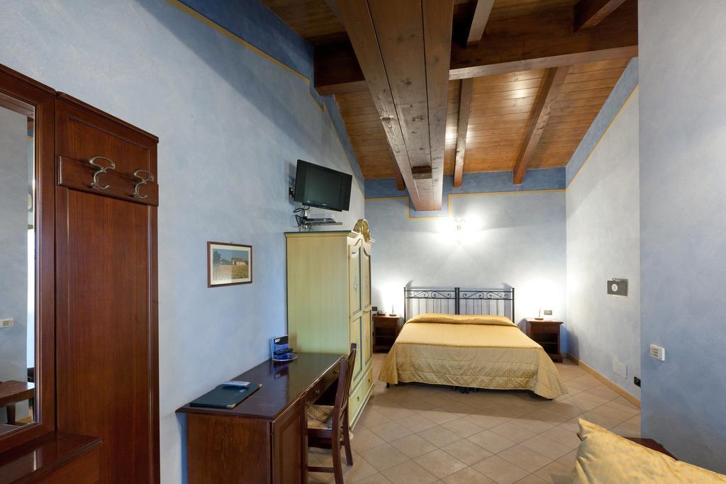 Hotel Del Rio Srl - Ristorante E Azienda Agricola Casinalbo Exterior foto